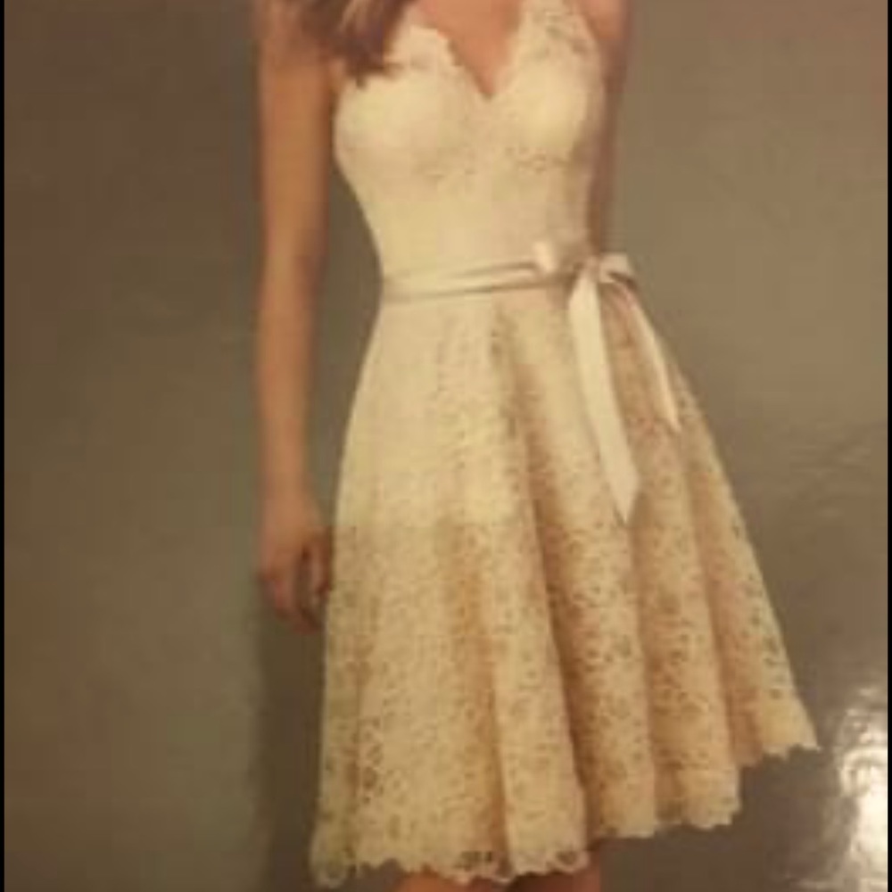 New with tags Boutique dress SZ 12 champagne lace